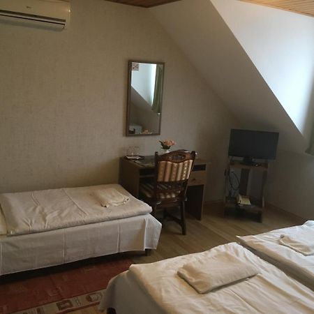Koller Panzio Hotel Bonyhad Exterior photo