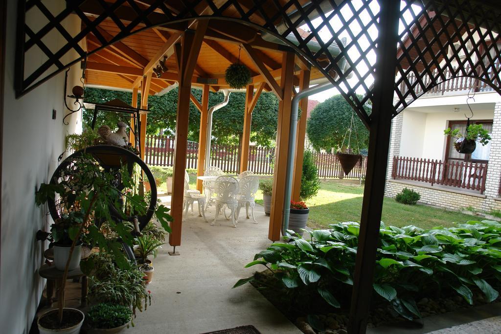 Koller Panzio Hotel Bonyhad Exterior photo