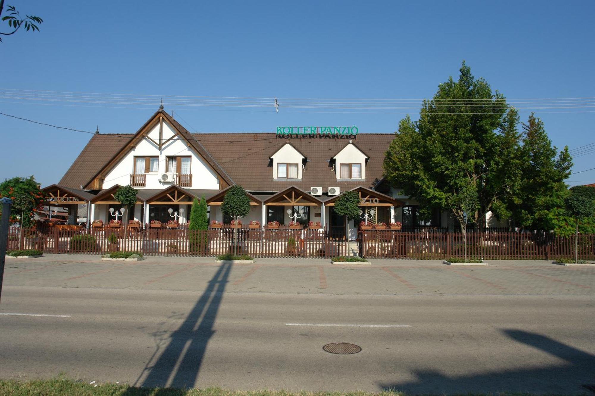Koller Panzio Hotel Bonyhad Exterior photo